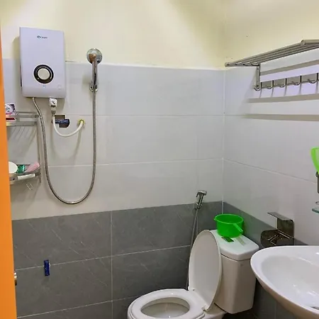 Lake View Homestay Pleiku Ngoại thất bức ảnh