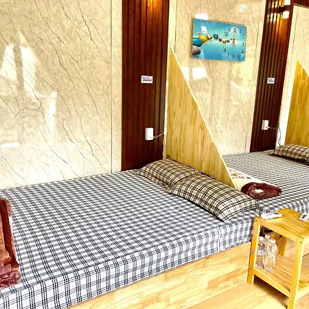 Lake View Homestay Pleiku Ngoại thất bức ảnh