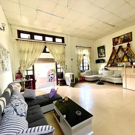 Lake View Homestay Pleiku Ngoại thất bức ảnh